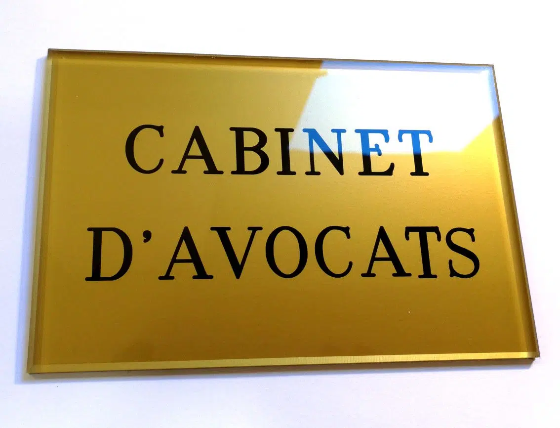 Informations sur la plaque