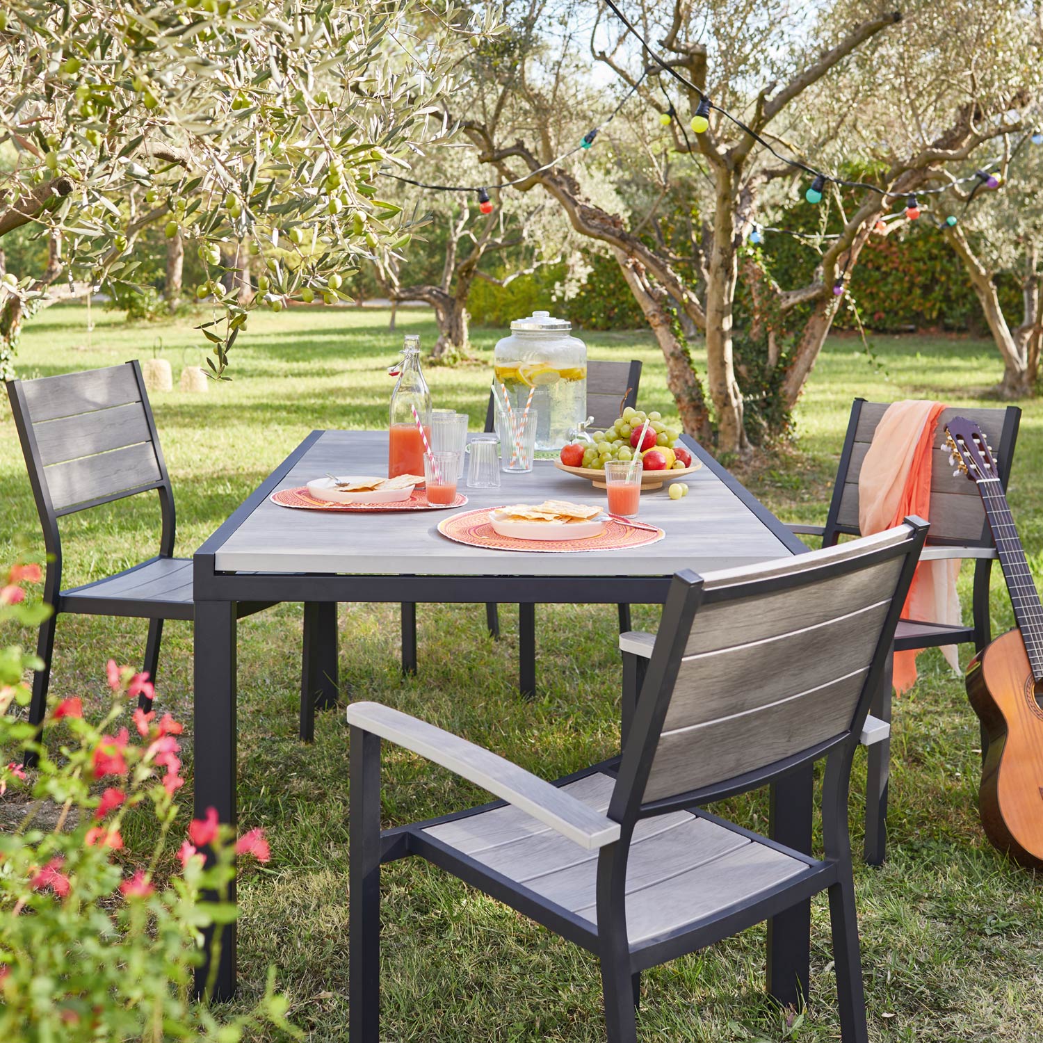 Salon de jardin pour un grand espace