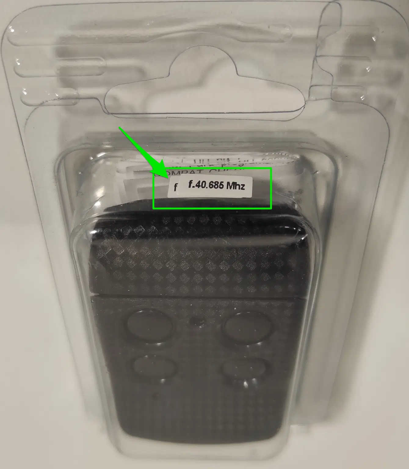 fréquence sur la boite d’une télécommande