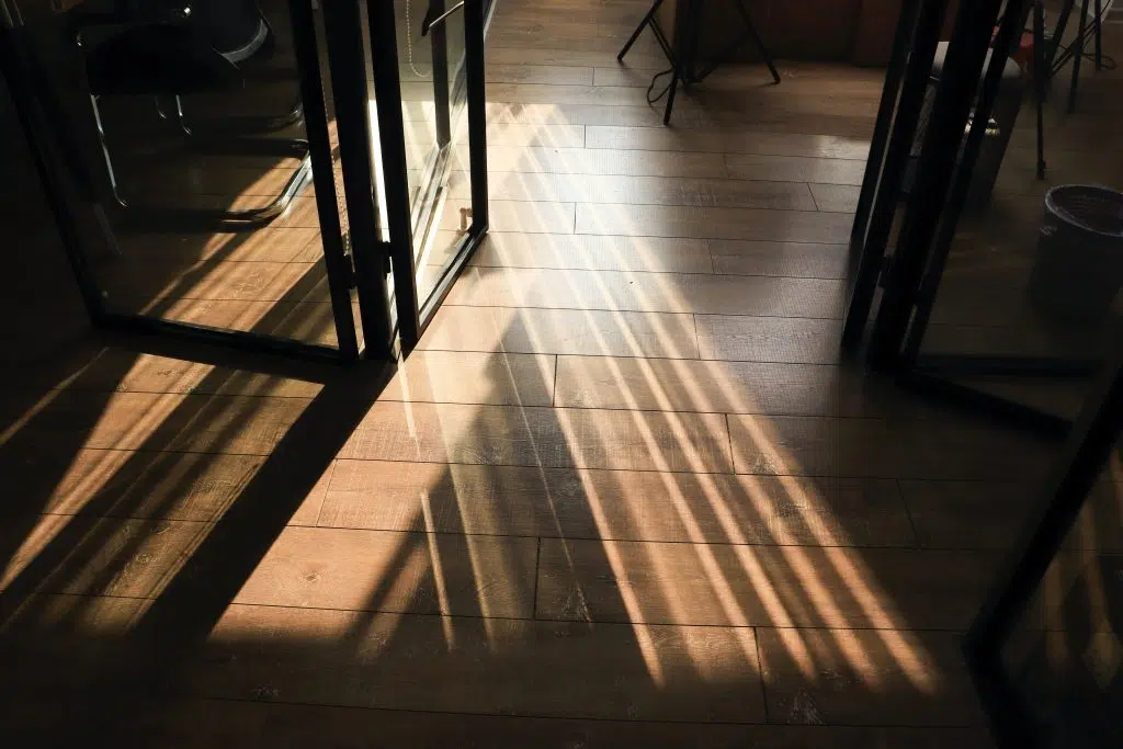 Du carrelage imitation parquet