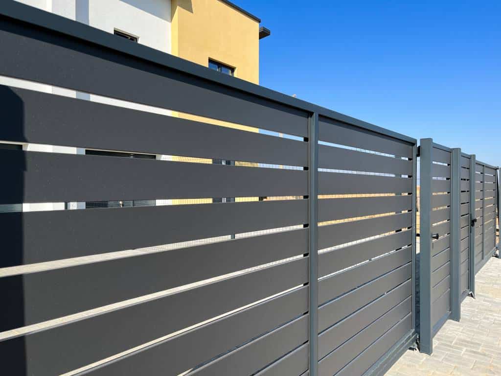 Comment choisir une clôture élégante pour votre propriété