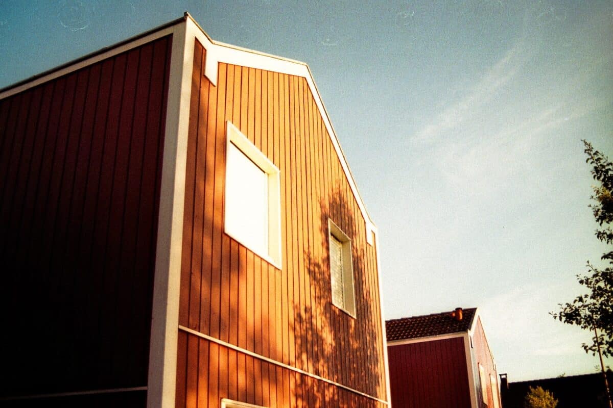 maison avec bardage en bois