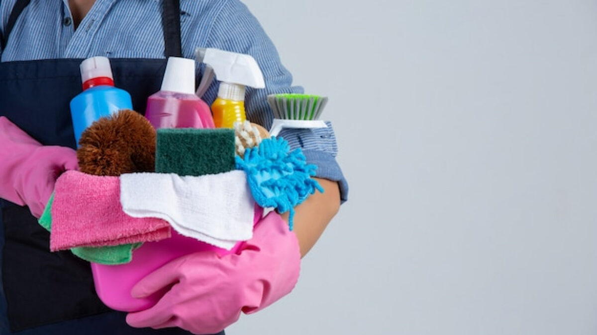 Nettoyage et entretien : des solutions pour un intérieur impeccable grâce aux services à domicile